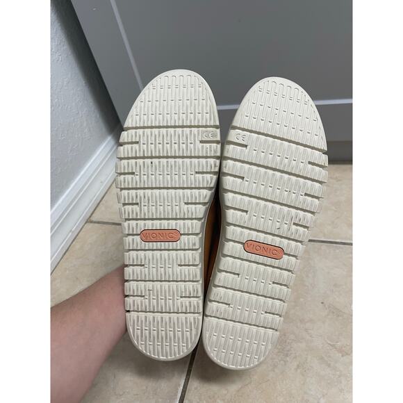 Vionic Women's Uptown loafer shoe slip-on camel leather size 11 preppy casual - Picture 8 of 8